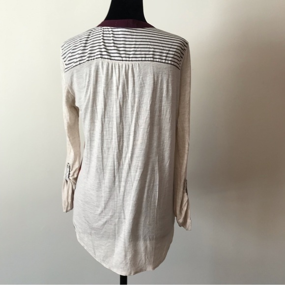 Tiny brand rayon shirt blouse.  Size small. - Picture 6 of 12